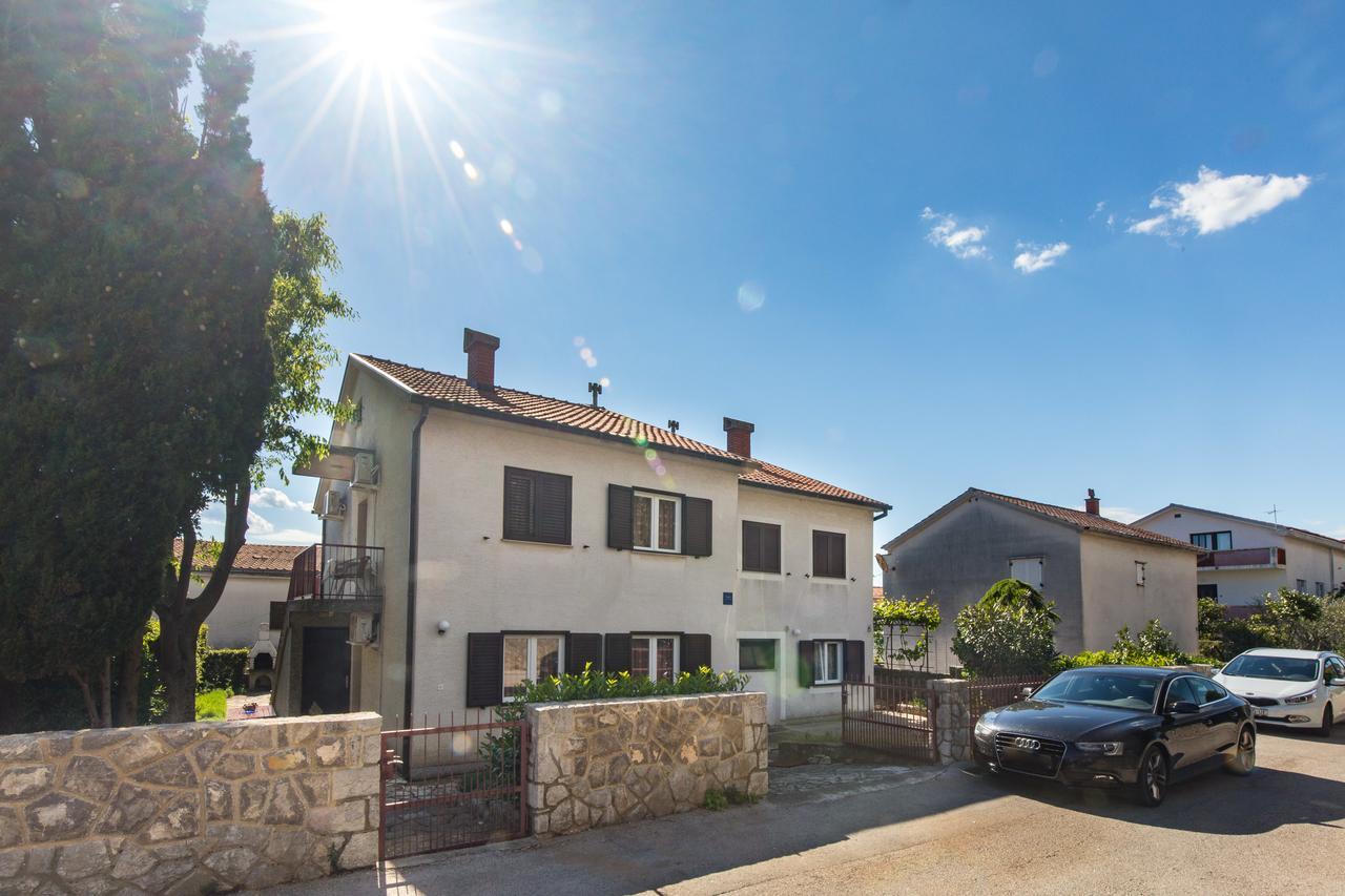 Klepac Studio Krk Town Exterior foto